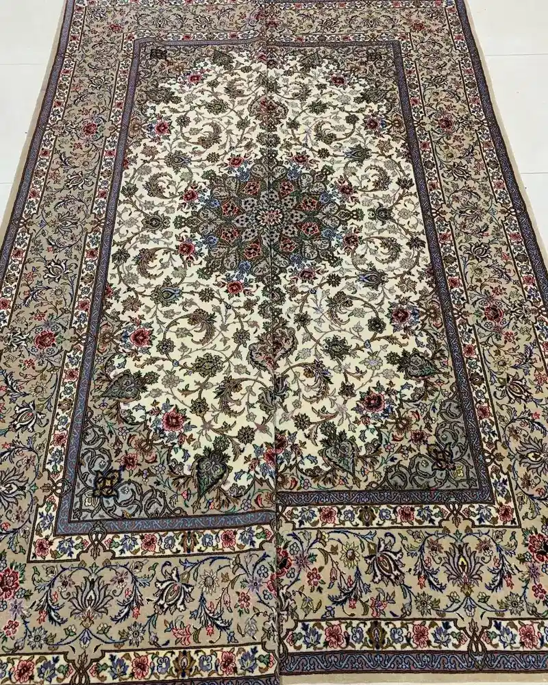 Hand-knotted Isfahan Persian Wool & Silk Carpet — Ivory Floral Medallion, PRR-IS-011