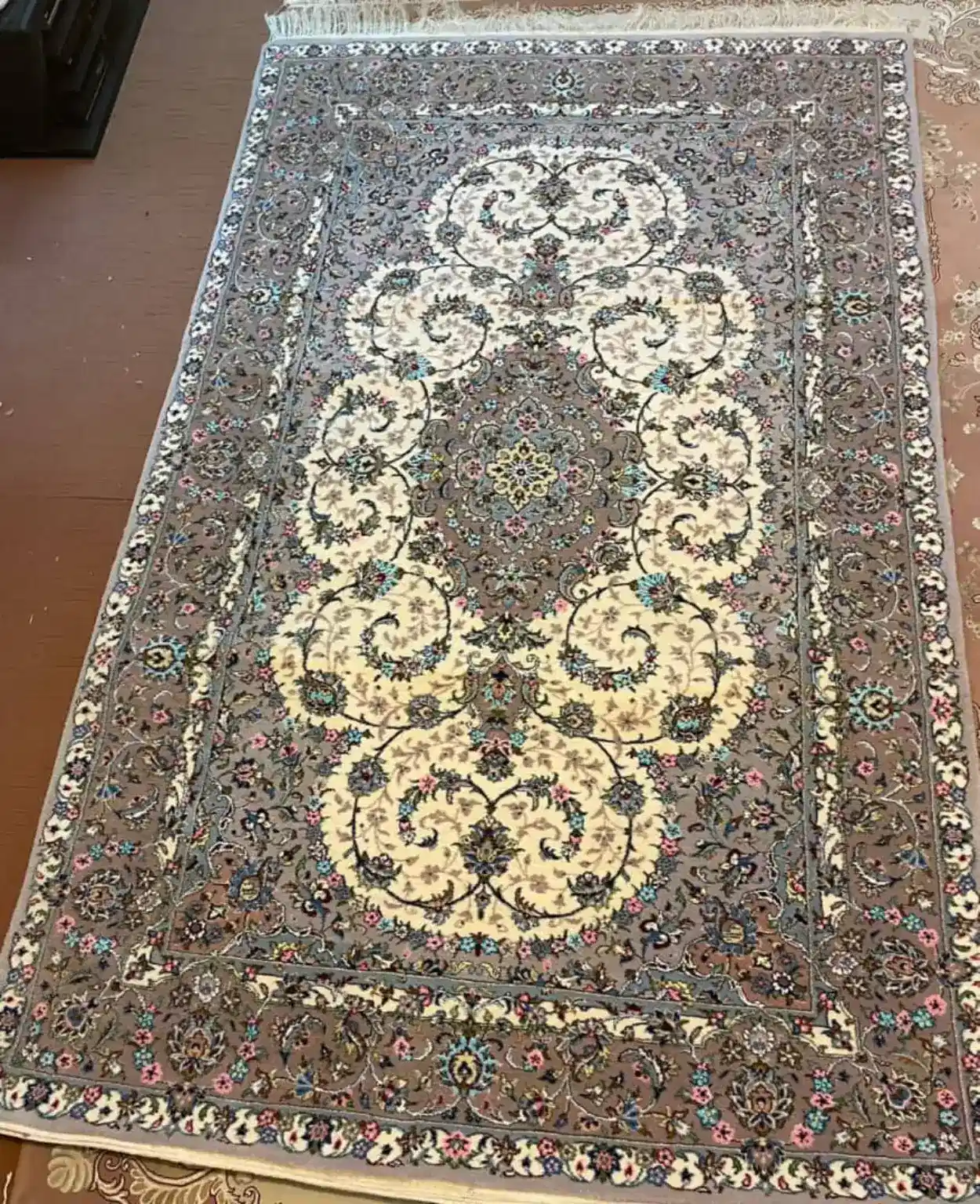 Kashan Persian Handmade Carpet — Ivory Symphony — 300 × 400 cm — image 3