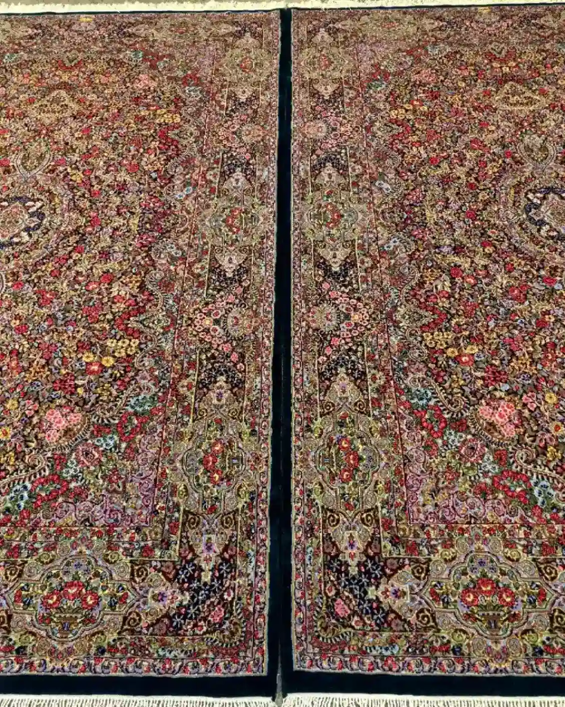 Kerman Persian Hand-Knotted Carpet — Blossom Medallion — 250 × 350 cm — image 4