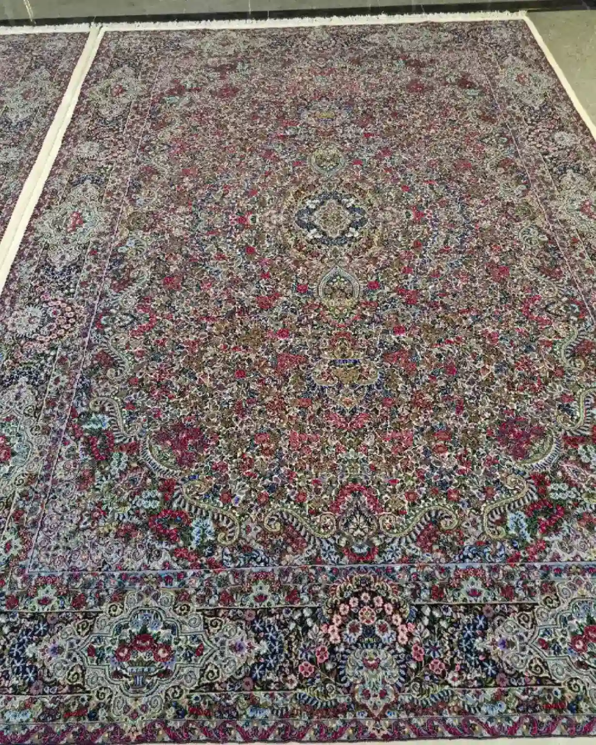 Handmade Persian Carpet from Kerman — Ivory Bloom — PRR-KN-CH1-008