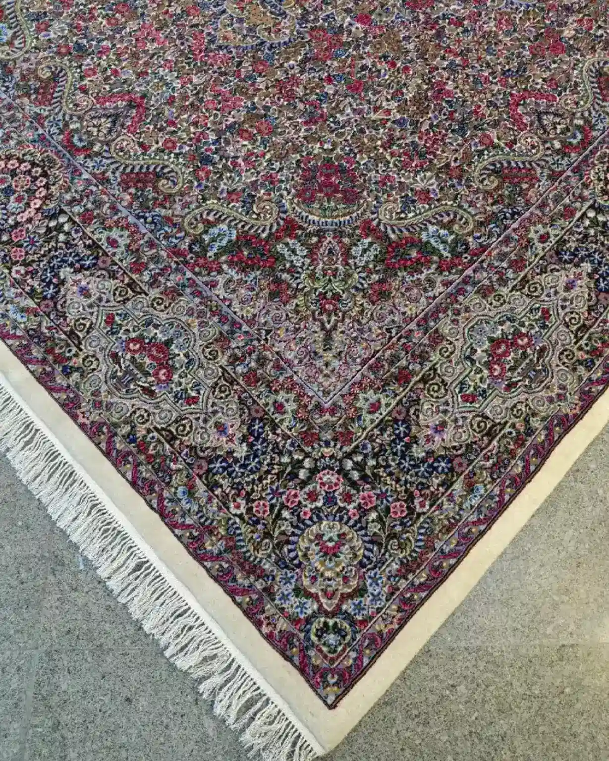 Kerman Persian Hand-Knotted Rug — Ivory Bloom — 200 × 300 cm — image 3