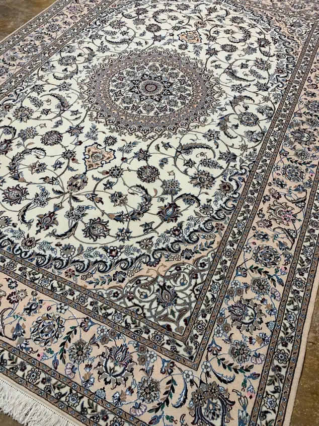 Naein Persian Handmade Carpet — Lachak Toranj — 250 × 350 cm — image 3
