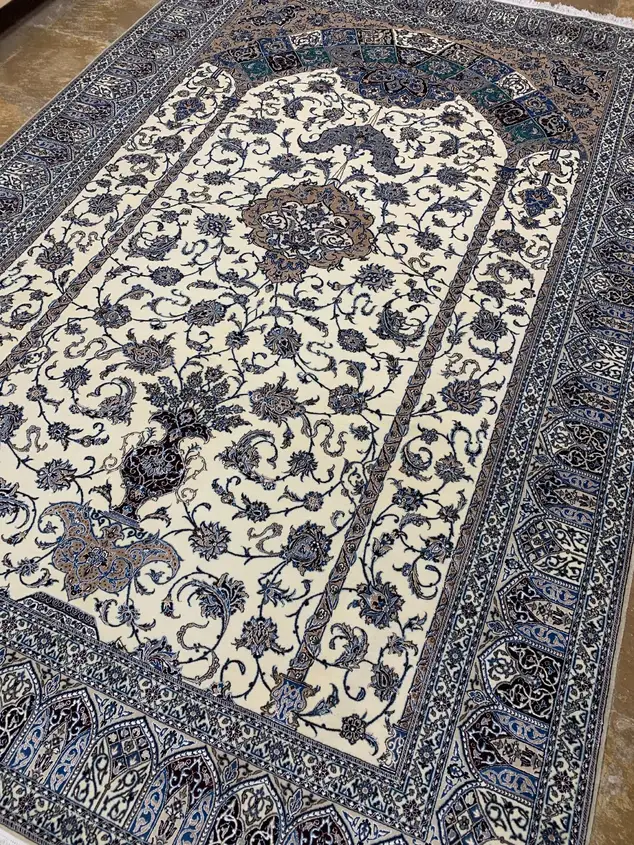 Naein Persian Handmade Carpet — Mihrab Vase — 200 × 300 cm — image 2