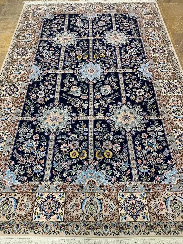 فرش دستباف پشم و ابریشم نائین — خشتی باغی, PRR-NN-006
