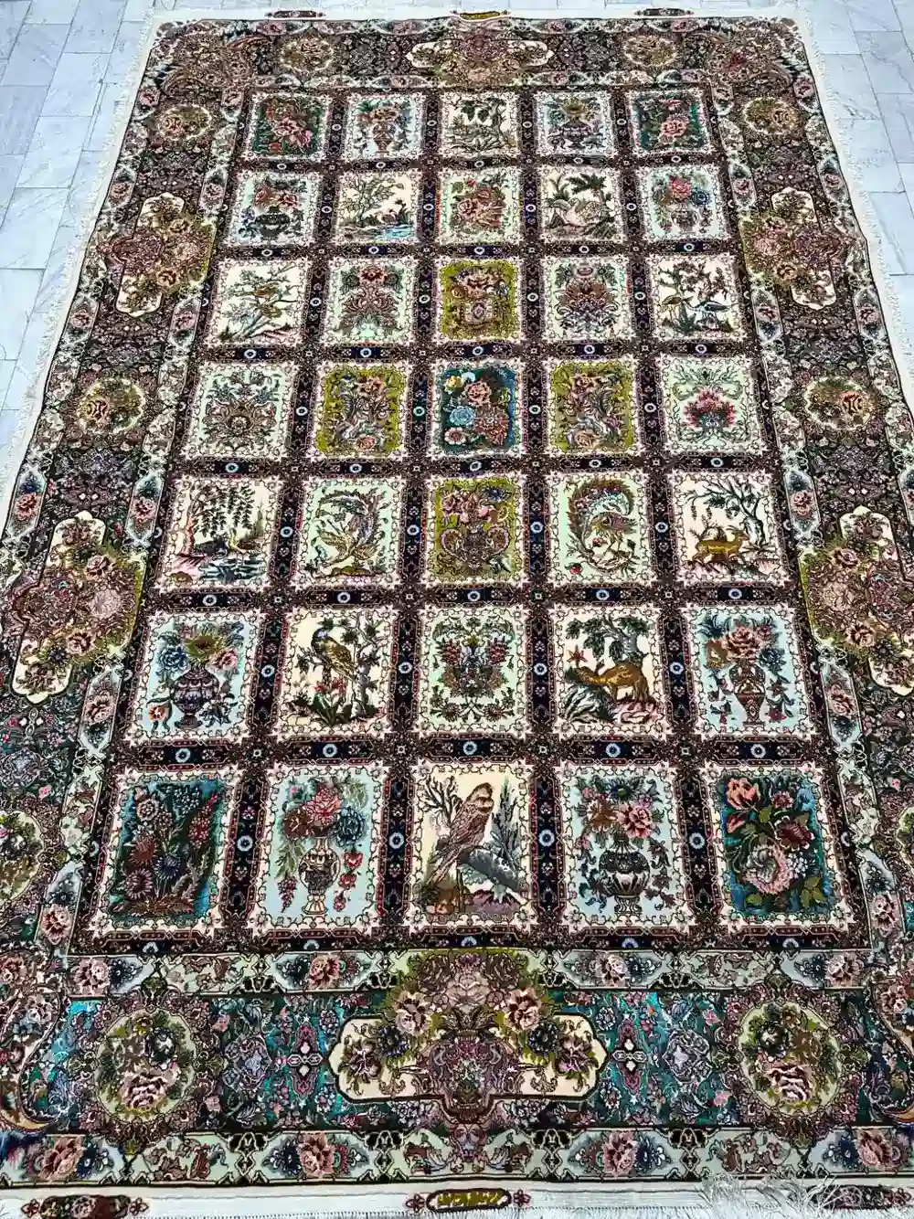 Tabriz Golestan Portrait Luxury Hand-Knotted Rug — PRR-TZ-019